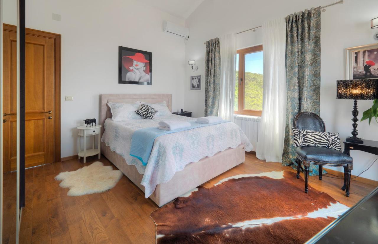 Villa Miracle Zagora Budva